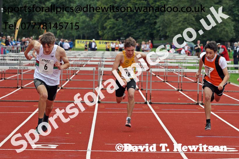 Mens and Boys hurdles at the Northern Inter-Counties under-17s and 15s at Witton Park, Blackburn. Photo: David T. Hewitson/Sports for All Pics